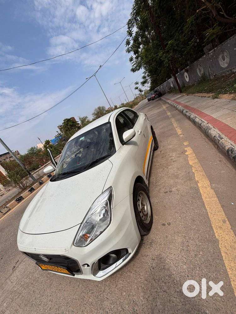 Maruti Suzuki Dzire 1.2 Vxi, 2023, Petrol