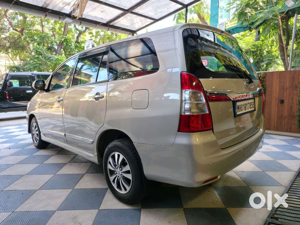 Toyota Innova 2.5 V 8 Str, 2015, Diesel