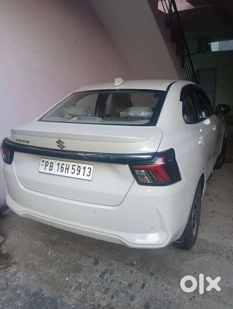 Maruti Suzuki Dzire 2025 Petrol 4000 Km Driven
