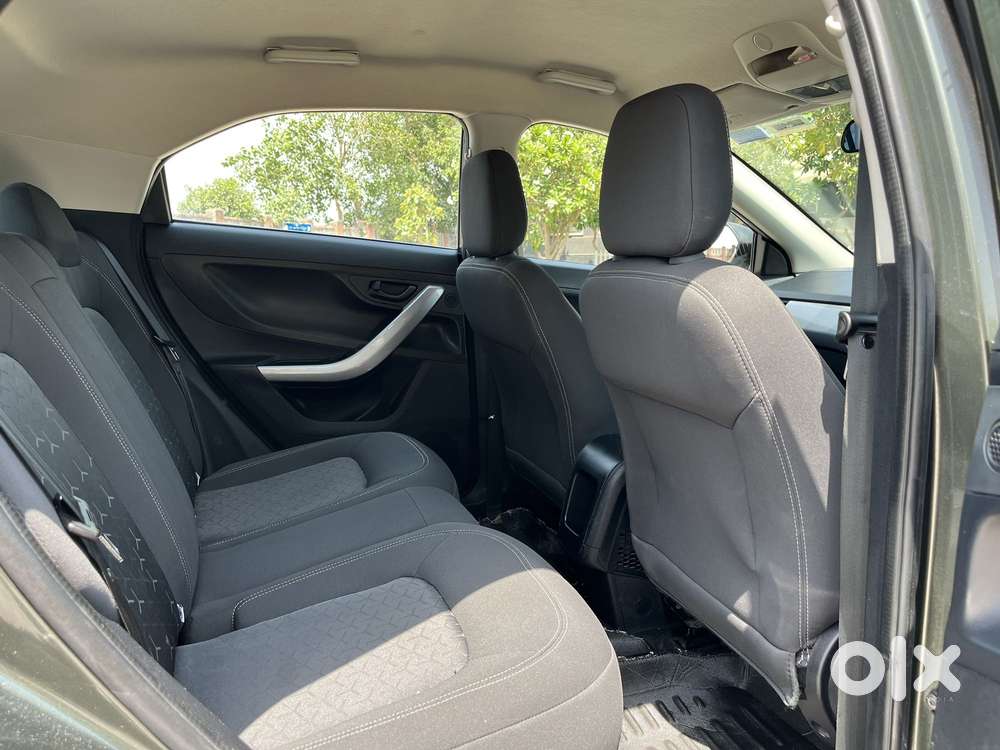 Tata Nexon 1.2 Revotron Xma Amt, 2021, Petrol
