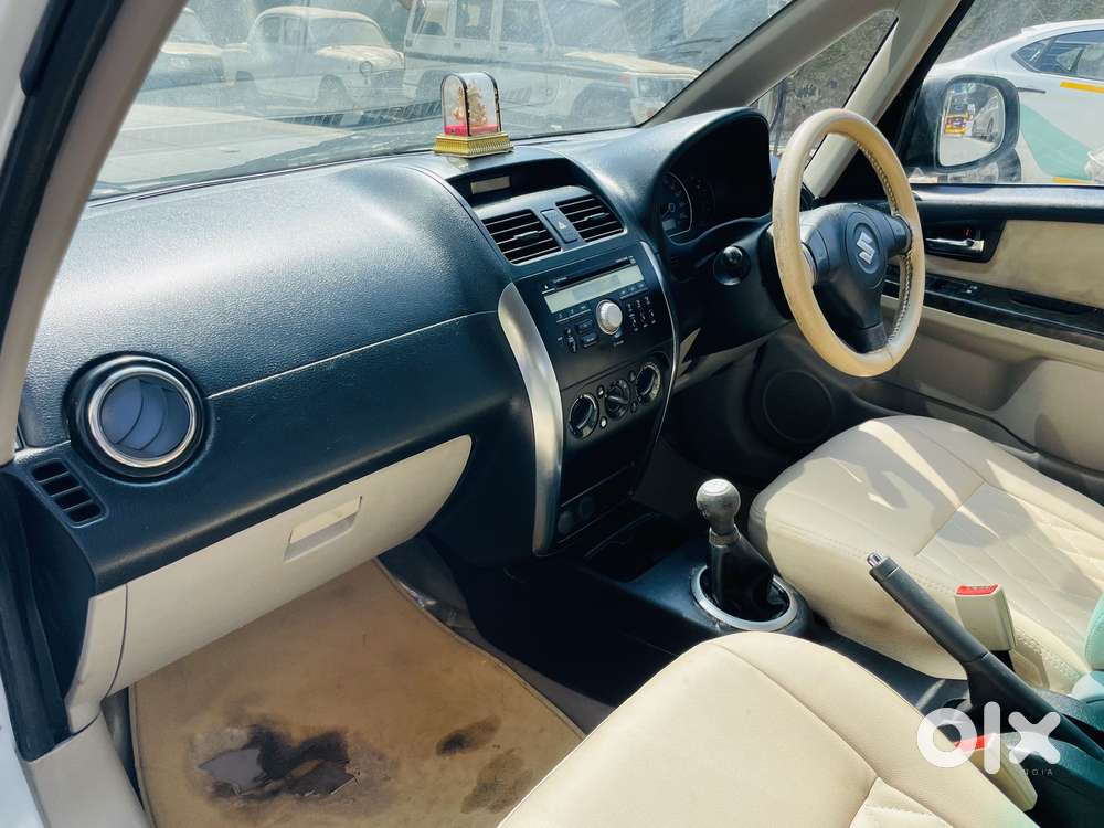 Maruti Suzuki Sx4 Vxi Bsiv, 2013, Cng & Hybrids