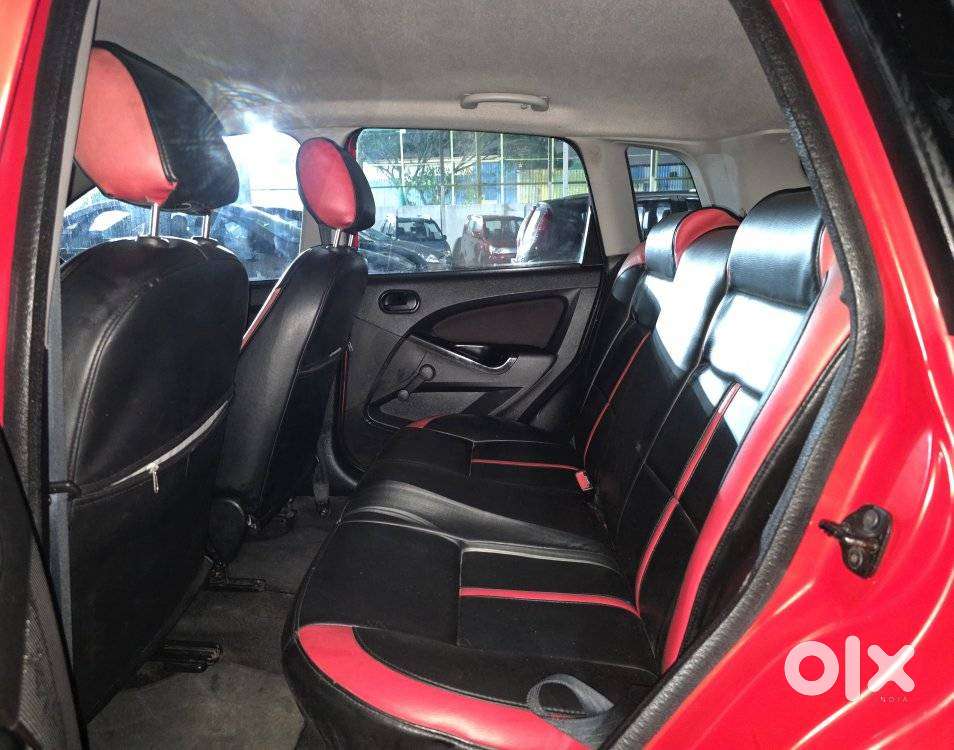 Ford Figo, 2010, Petrol
