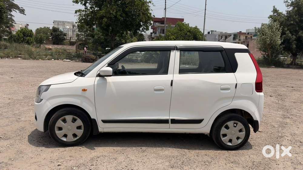 Maruti Suzuki Swift 2023
