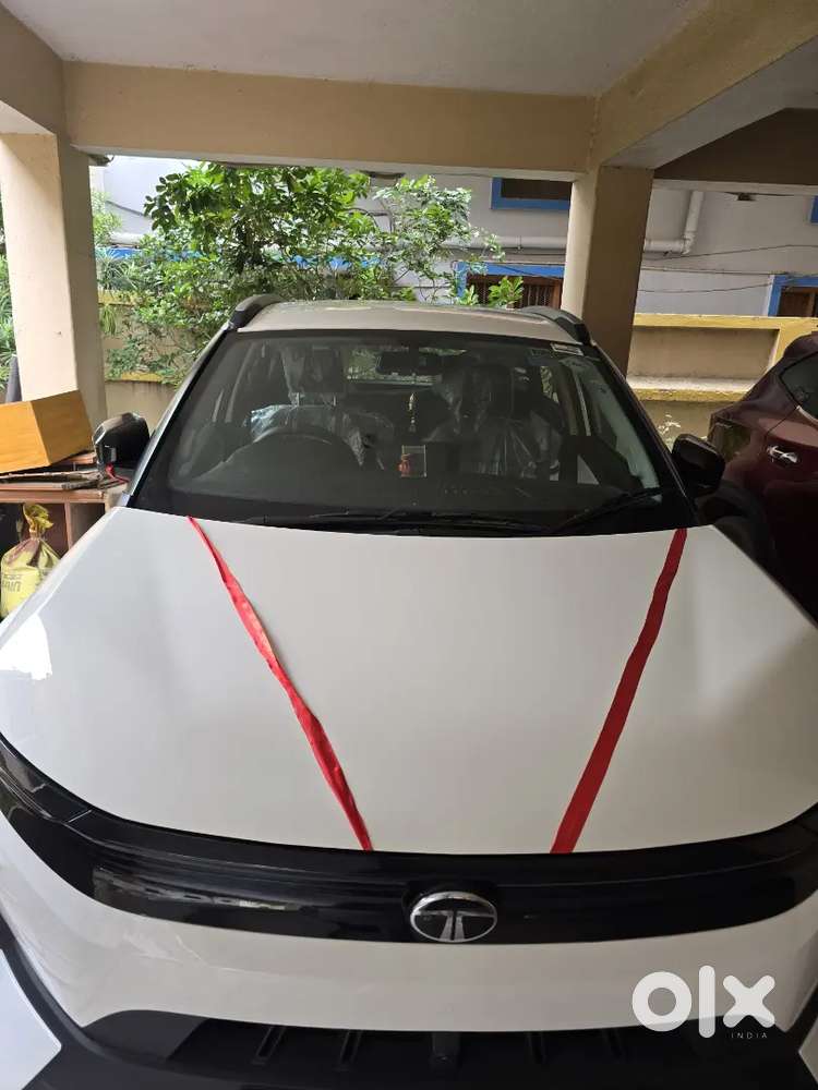 Tata Nexon 2025 Cng & Hybrids 1750 Km Driven
