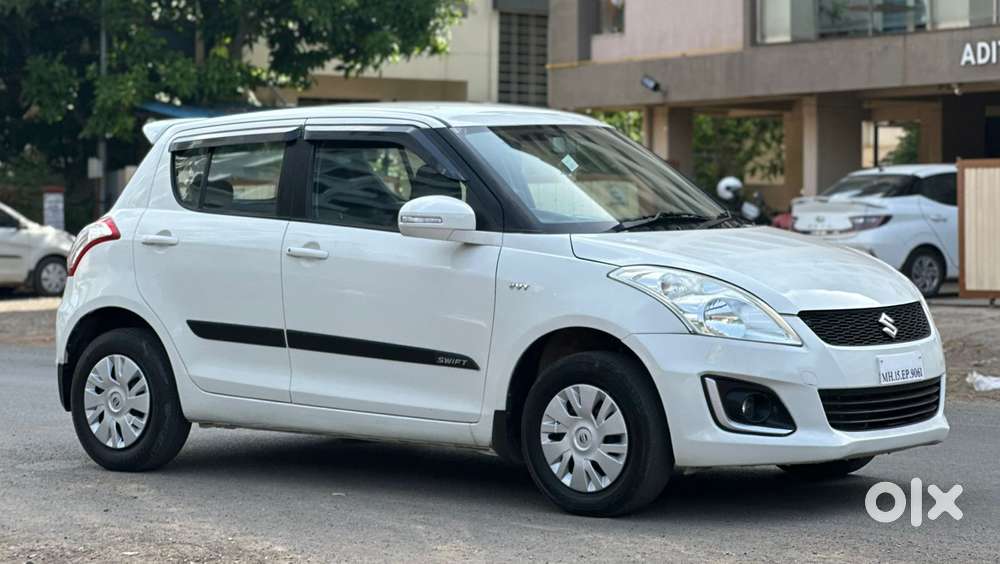 Maruti Suzuki Swift Vxi + Manual, 2015, Petrol