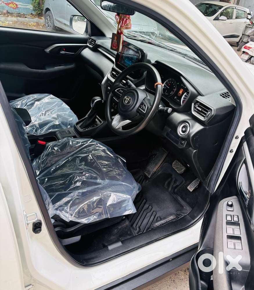 Toyota Urban Cruiser Hyryder 1.5 S Neo Drive At, 2025, Petrol