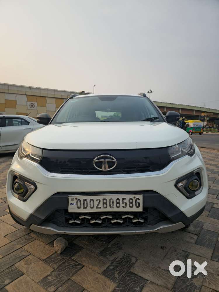 Tata Nexon 1.2 Revotron Xm Plus (s), 2021, Petrol