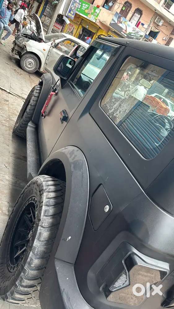 Mahindra Thar Petrol 2023