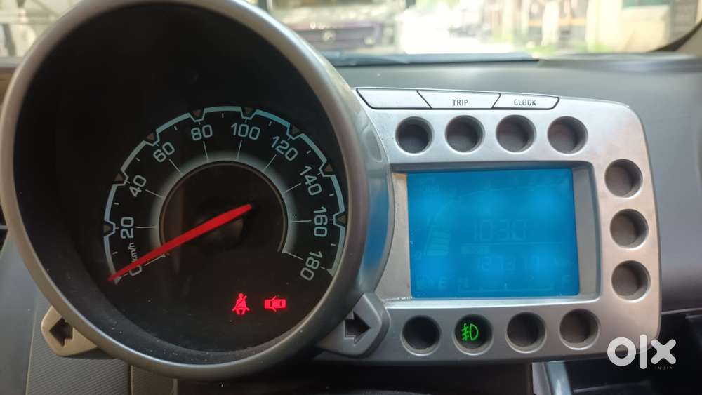 Chevrolet Beat, 2011, Petrol