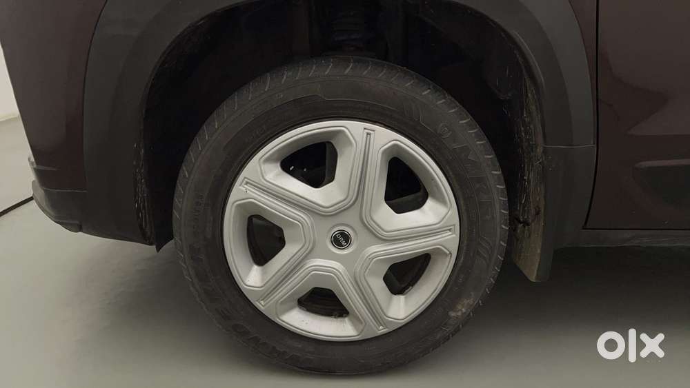 Renault Kiger Rxt, 2021, Petrol