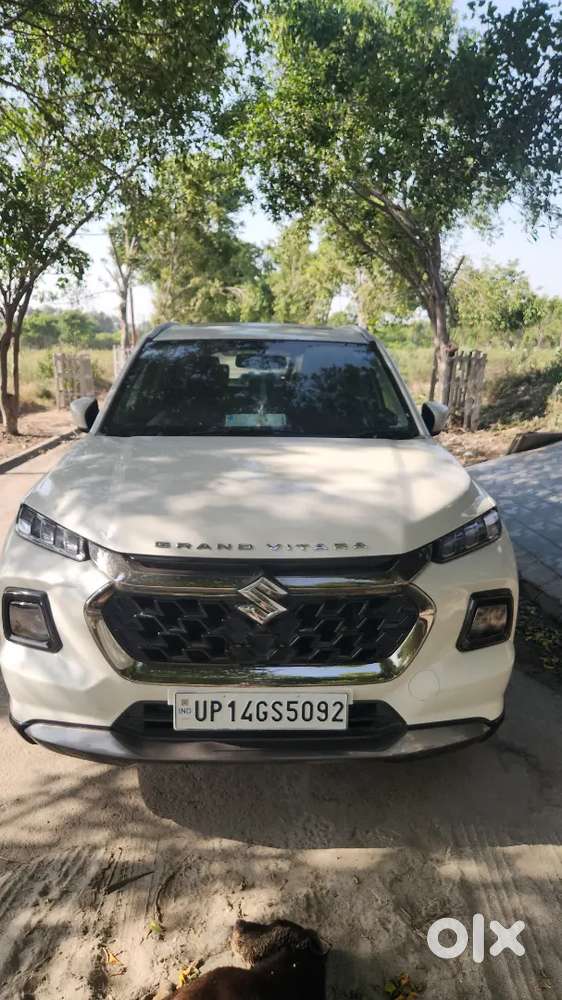 Maruti Suzuki Grand Vitara 2025 Strong Hybrid Sunroof
