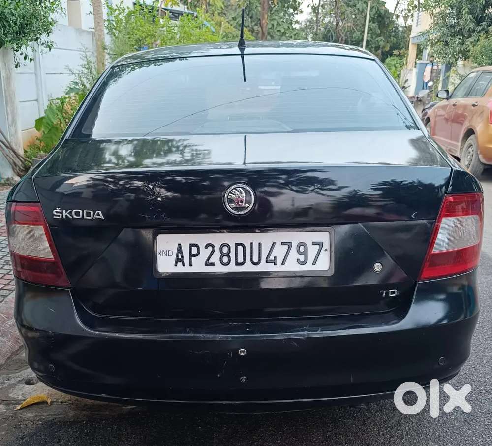 Skoda Rapid 2013 Diesel 143000 Km Driven