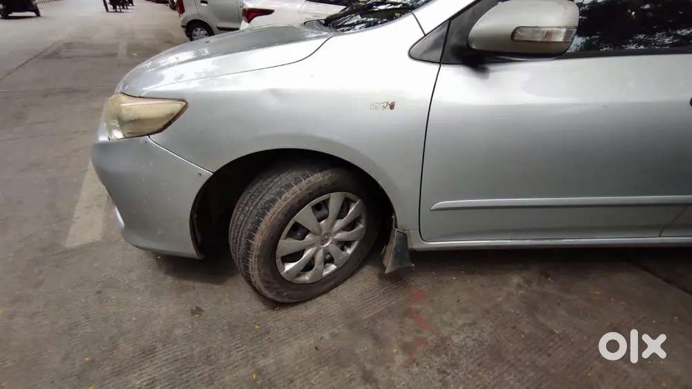 Toyota Corolla Altis 2012