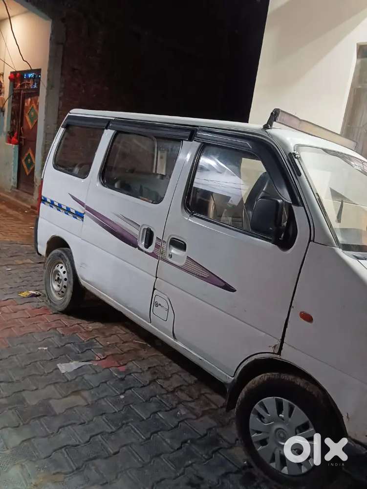 Maruti Suzuki Eeco 2013