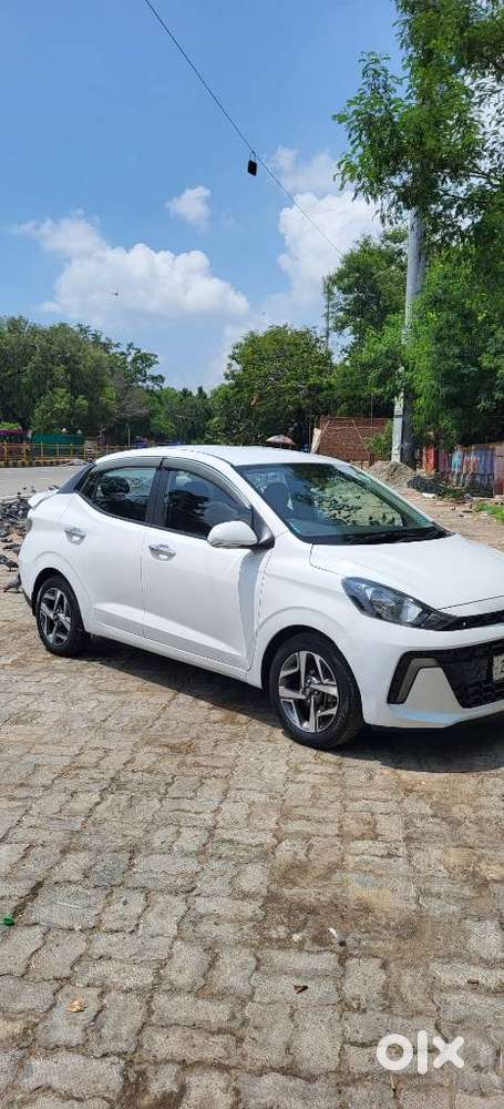 Hyundai Aura 1.2 Sx Cng, 2024, Cng & Hybrids