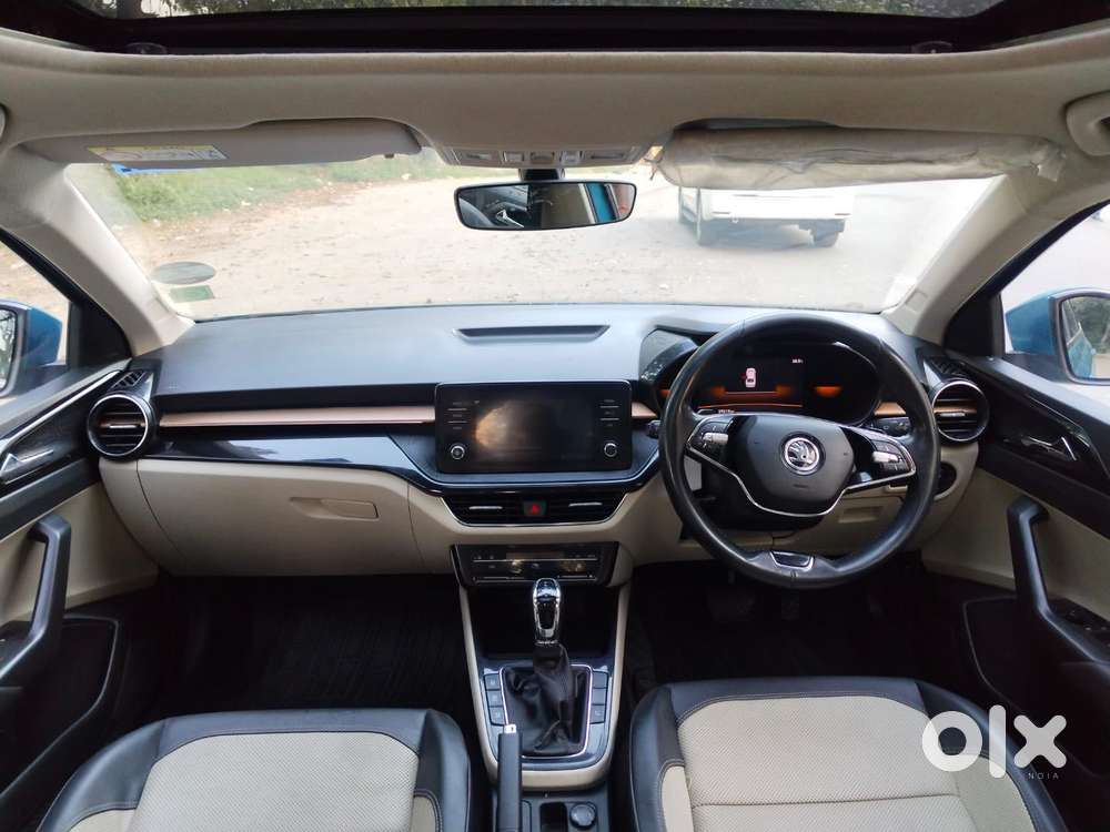 Skoda Slavia 1.0 Tsi Style At, 2022, Petrol