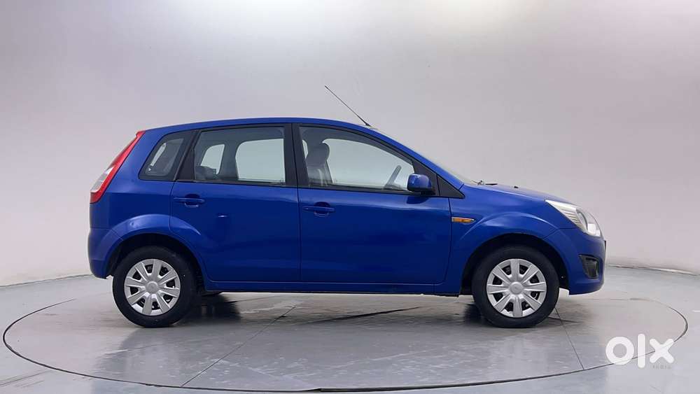 Ford Figo Petrol Zxi, 2013, Petrol