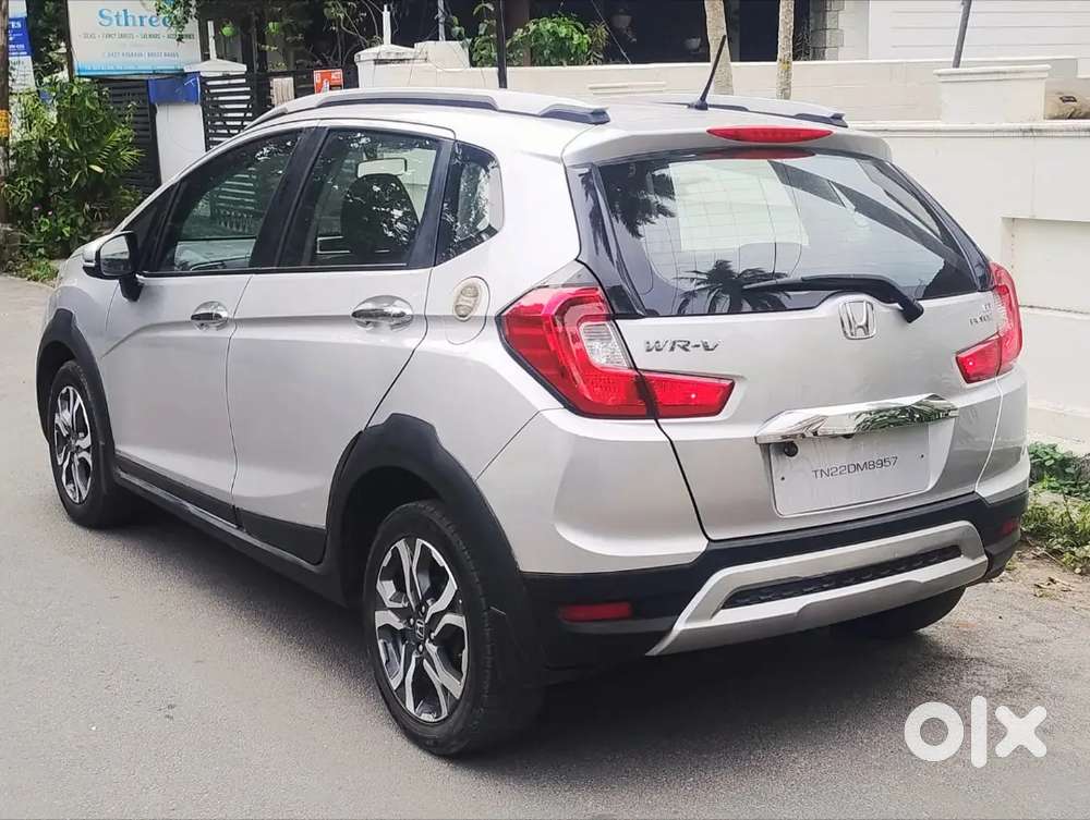 Honda Wr-v 2019 Vx Petrol 68000 Km Driven, Manual Gear, Sunroof Model