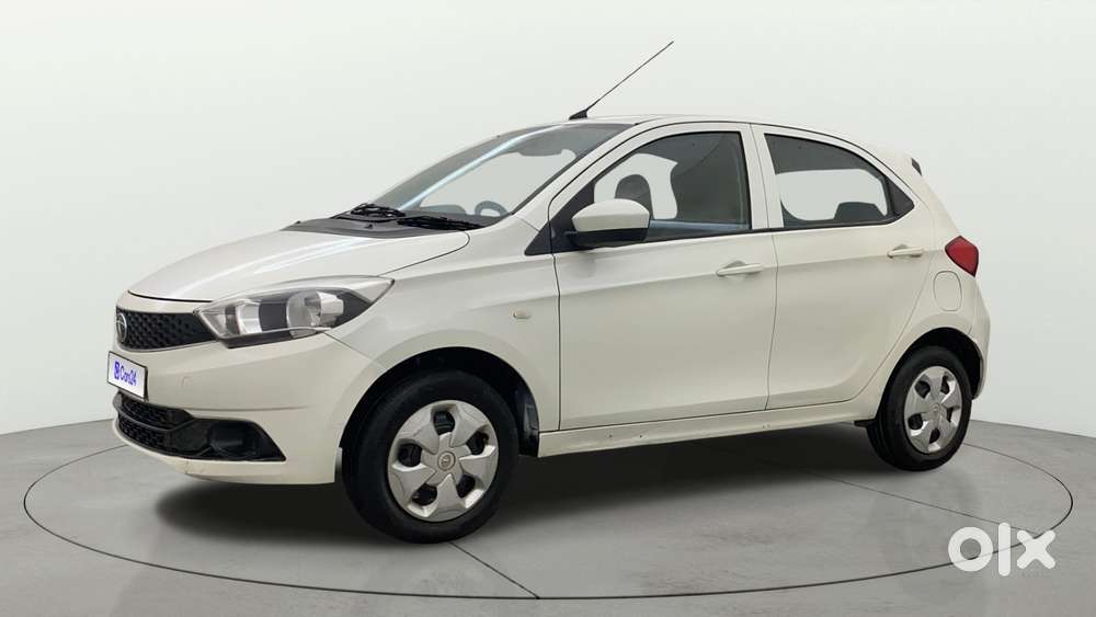Tata Tiago 1.2 Revotron Xt, 2016, Petrol