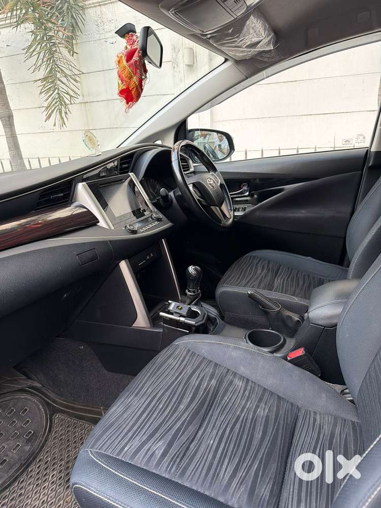 Toyota Innova Crysta 2.4 V 8 Str, 2019, Diesel