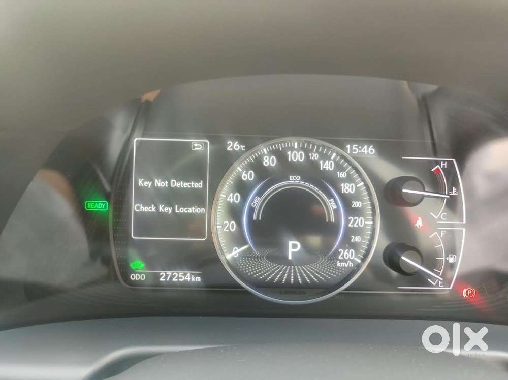 Lexus Es 300h Luxury, 2024, Petrol