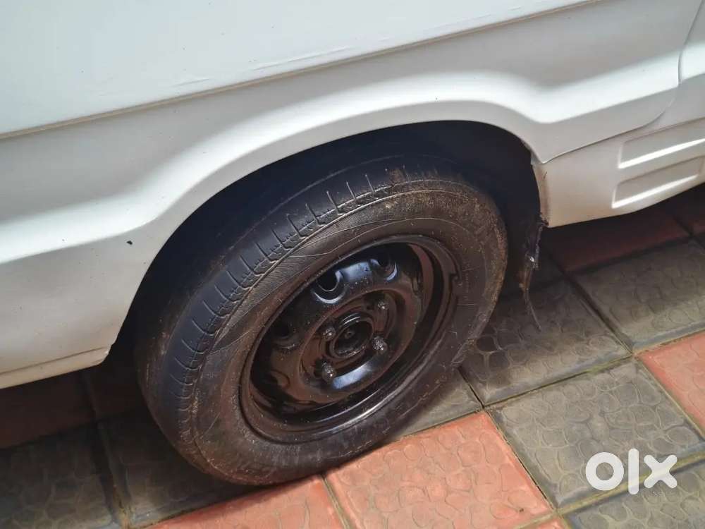 Maruti Suzuki Omni 2012 Lpg 118000 Km Driven,and Full Body Painted