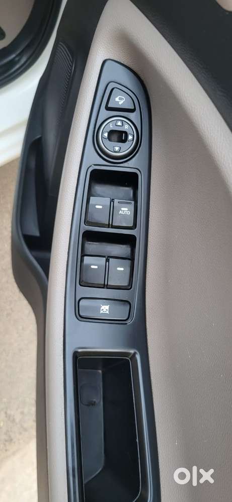 Hyundai I20 Asta Option, 2019, Petrol