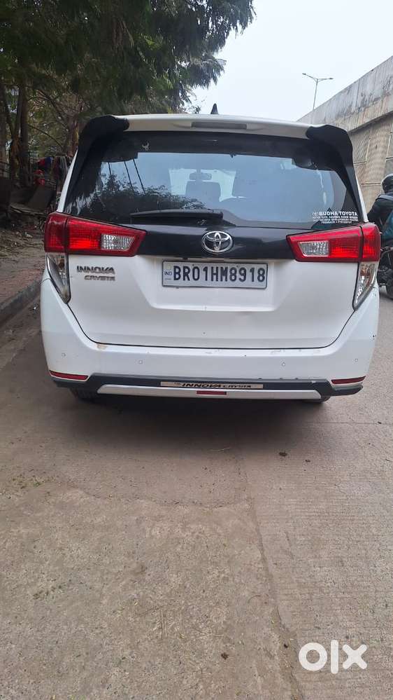 Toyota Innova Crysta 2.4 G Mt, 2023, Diesel