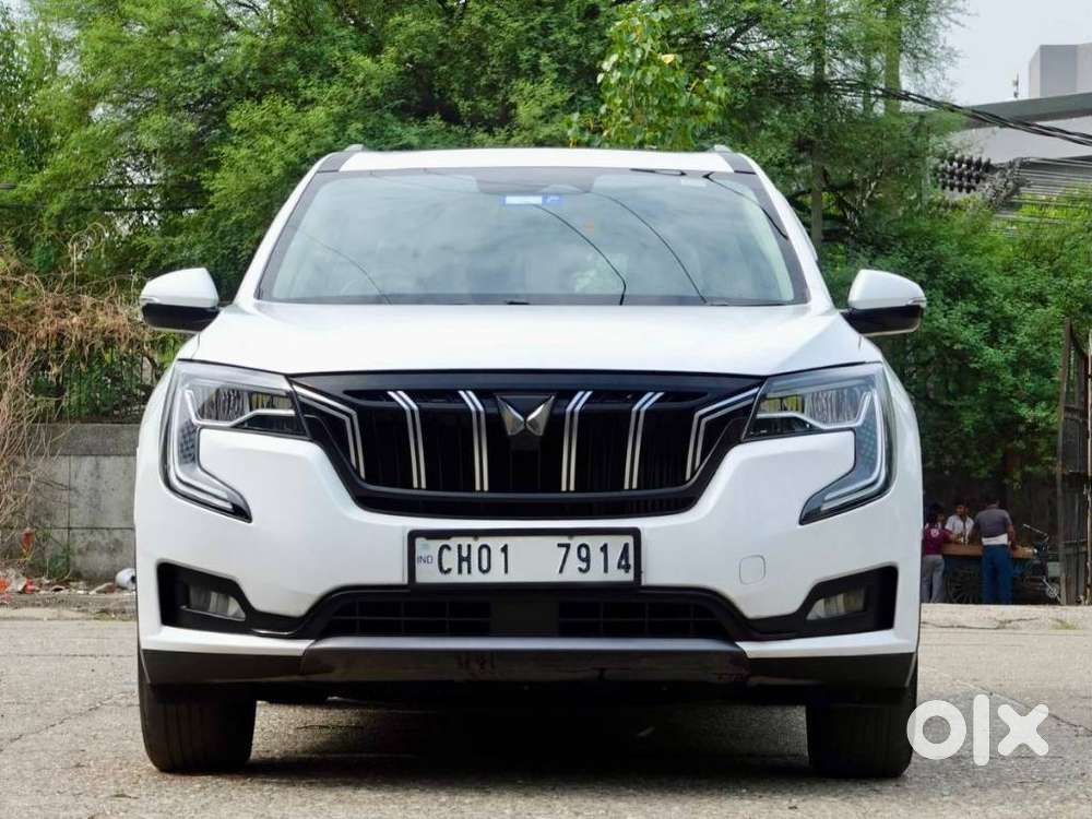 Mahindra Xuv700 2.2 Ax 7 Diesel At Str, 2022, Diesel