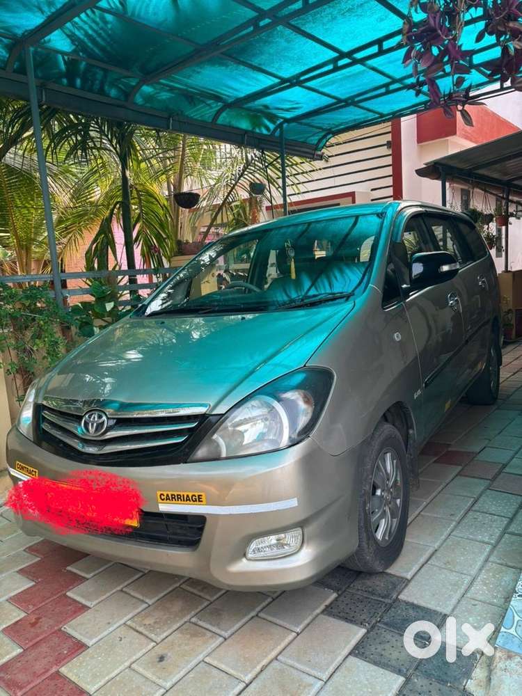 Well Maintained Innova 2011 Diesal