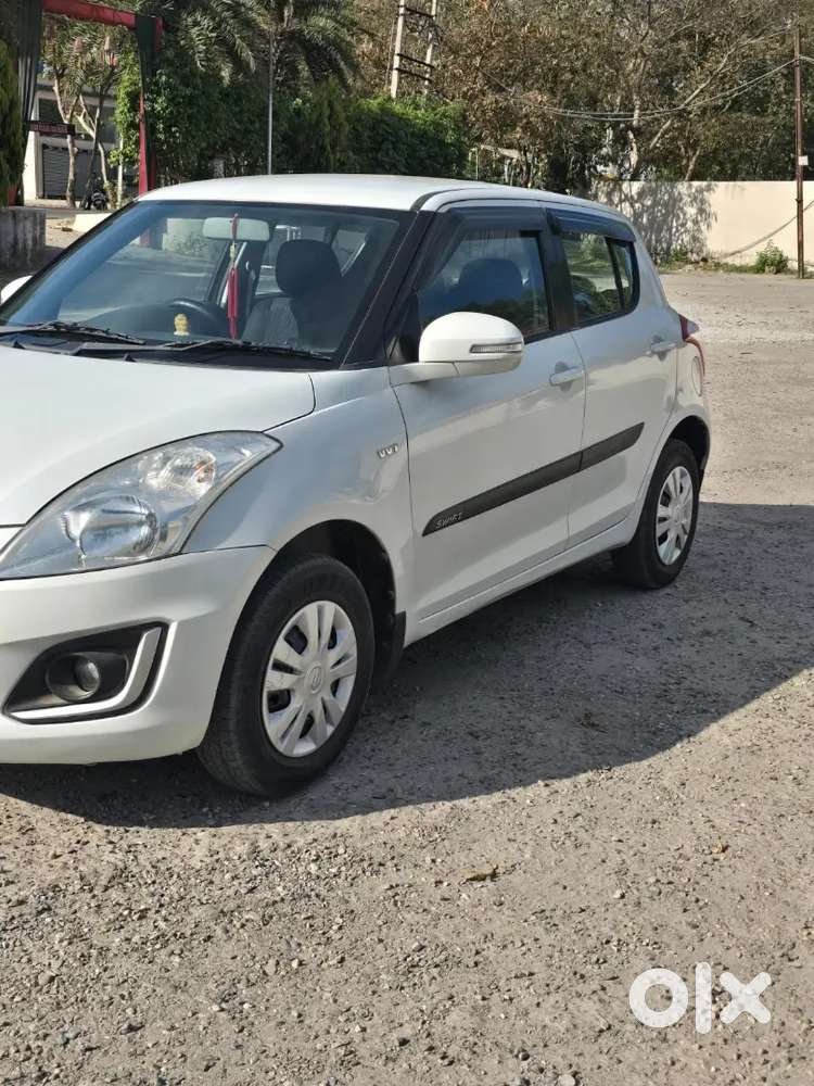 Maruti Suzuki Swift 2015 Petrol 70000 Km Driven