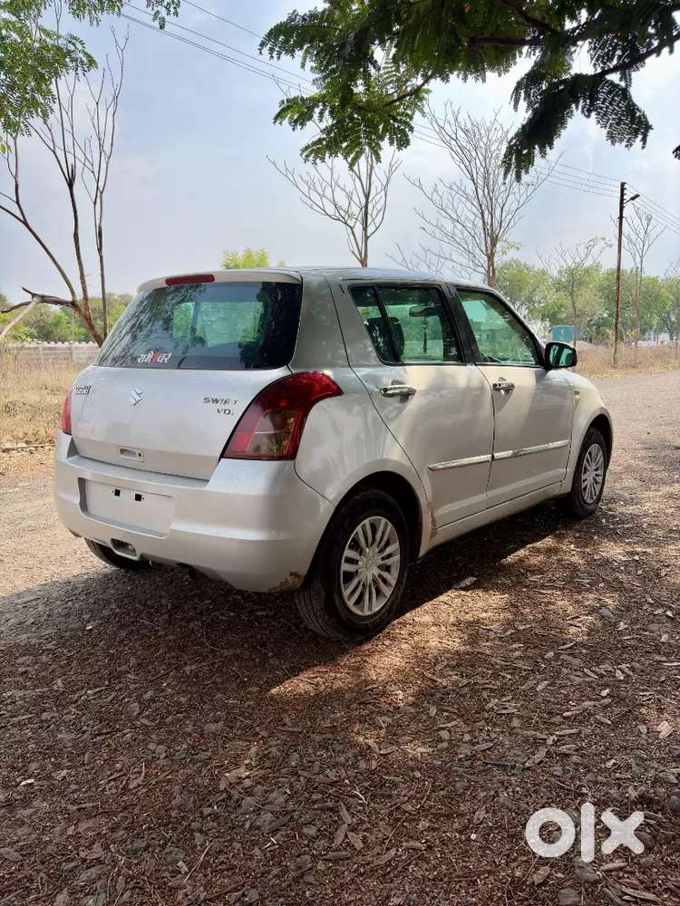 Maruti Suzuki Swift 2011