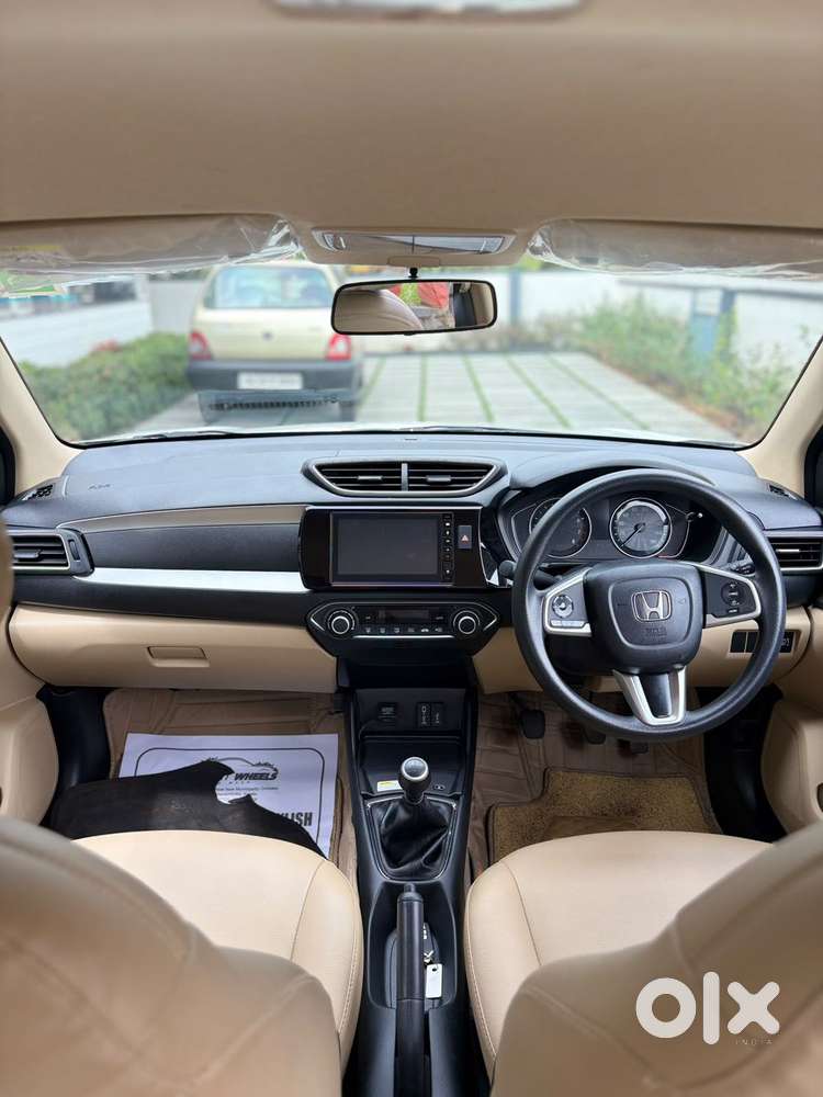 Honda Amaze 2nd Gen Vx, 2024, Petrol