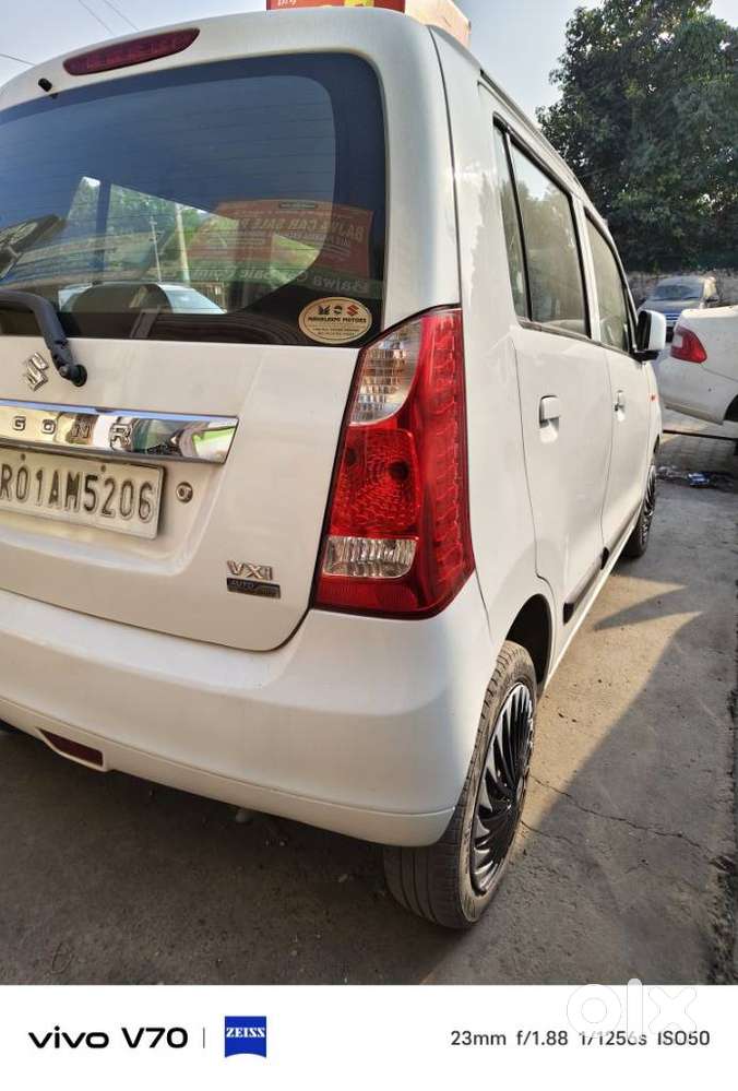 Maruti Suzuki Wagon R 1.0 Vxi (o) Amt, 2015, Petrol