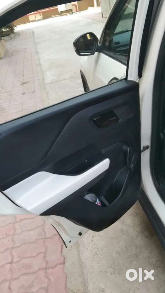 Tata Punch 1.2 Rhythm 2024 Manual