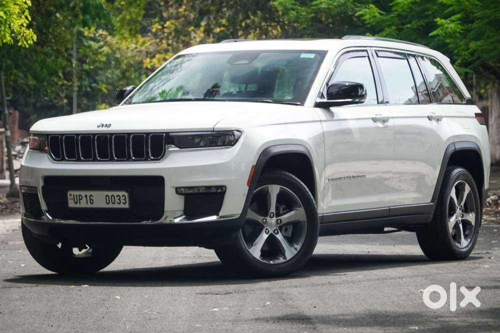 Jeep Grand Cherokee Limited (o) 4x4 At, 2023, Petrol