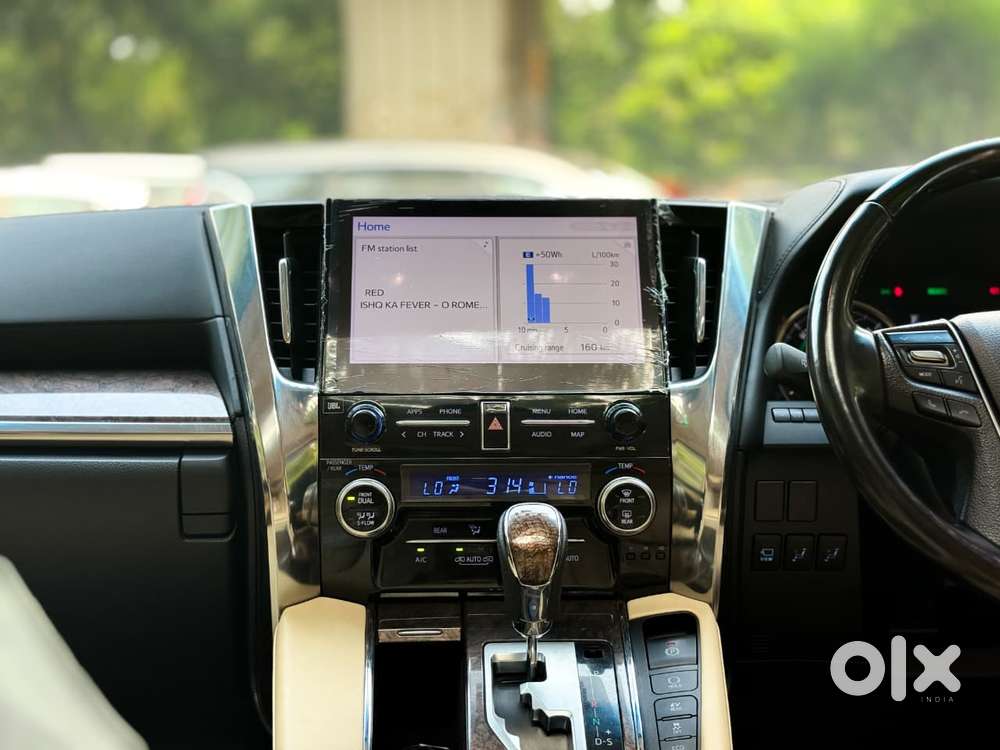 Toyota Vellfire Vip – Executive Lounge, 2021, Petrol