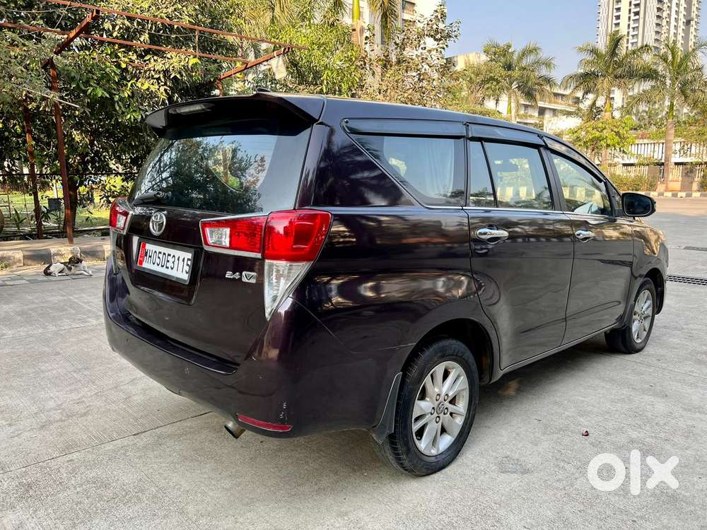 Toyota Innova Crysta 2.4 V 8 Str, 2017, Diesel
