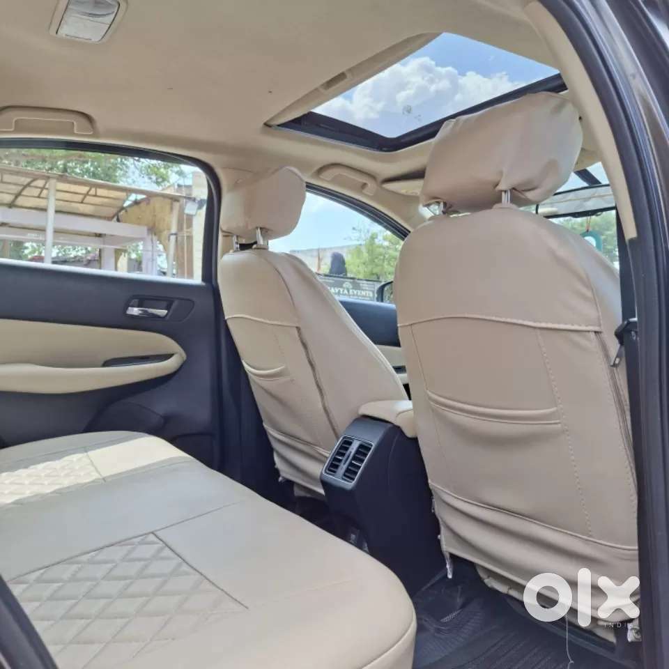 Honda City Zx, 2023, Petrol