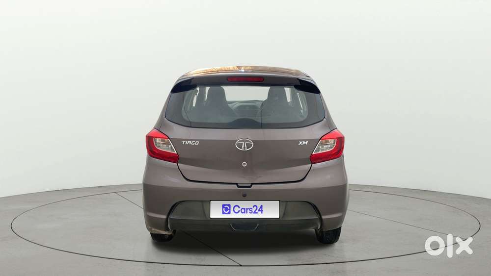 Tata Tiago 1.2 Revotron Xm, 2016, Petrol