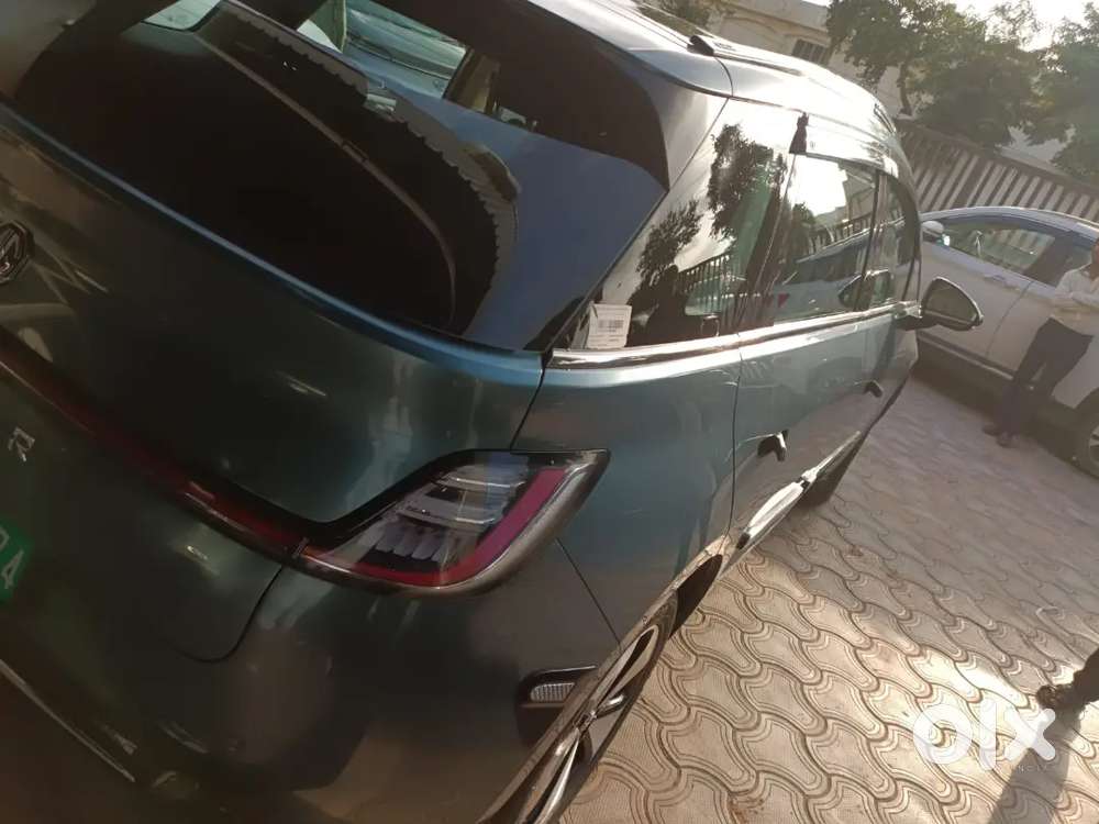 Mg Windsor Ev 2024 Electric 29500 Km Driven