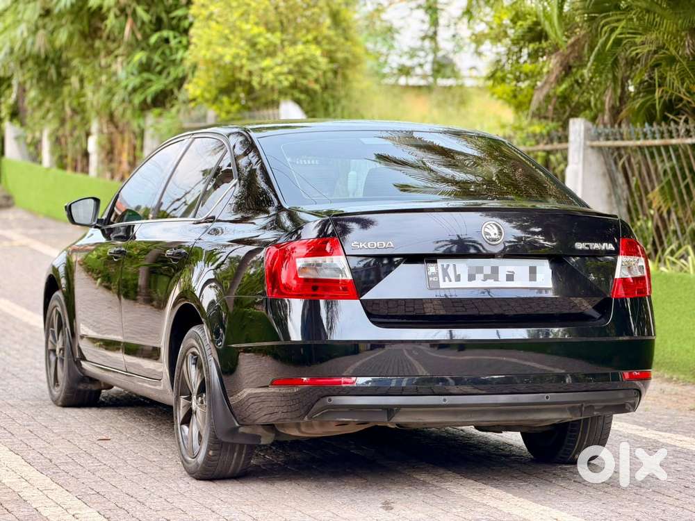 Skoda Octavia 1.8 Elegance Tsi At, 2019, Petrol
