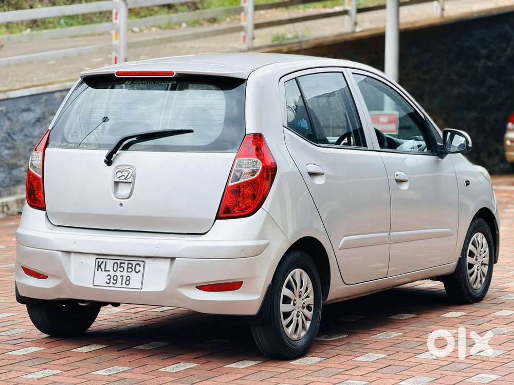 Hyundai I10 Asta 1.2 At With Sunroof, 2013, Petrol