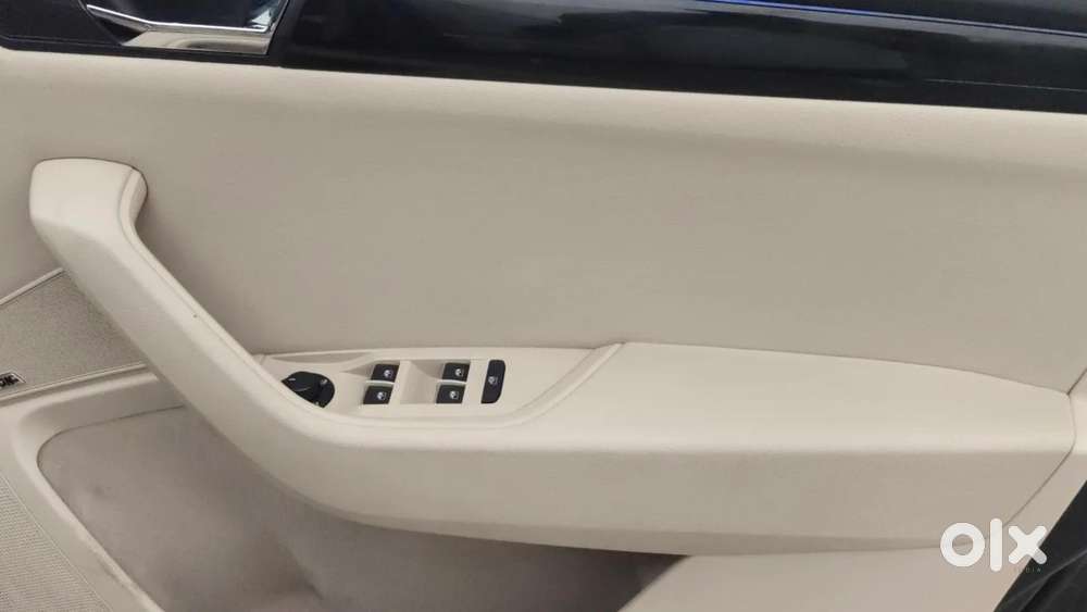 Skoda Superb Lk 1.8 Tsi At, 2016, Petrol
