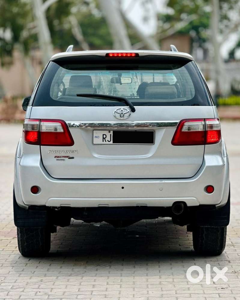 Toyota Fortuner 3.0 4x4 Manual, 2010, Diesel