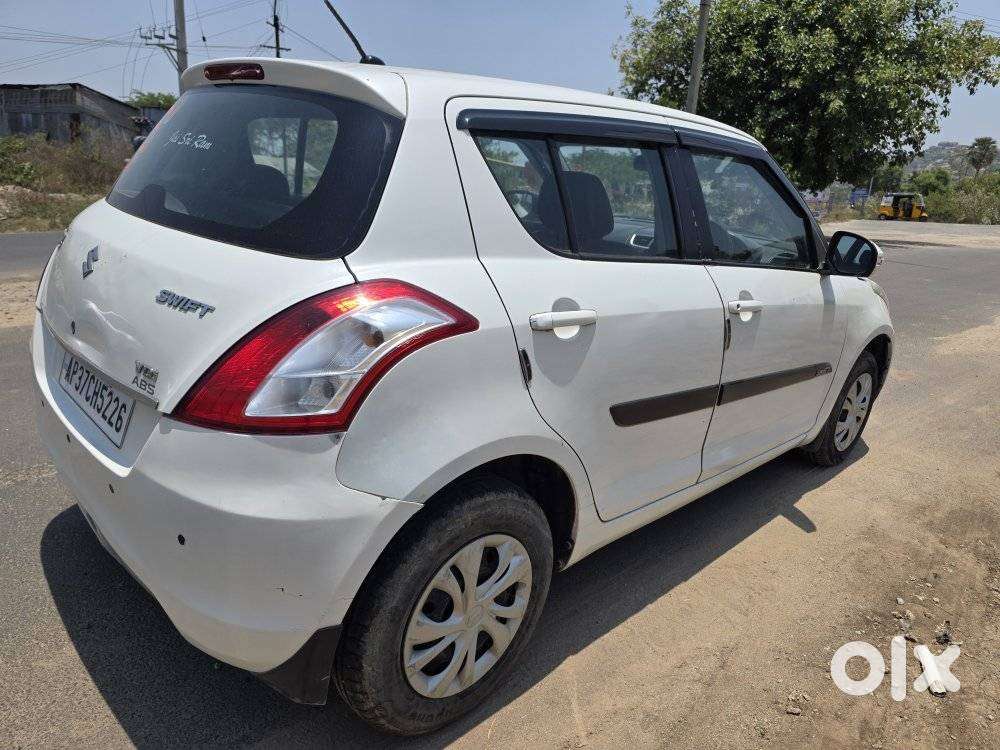 Maruti Suzuki Swift Vdi Optional, 2015, Diesel