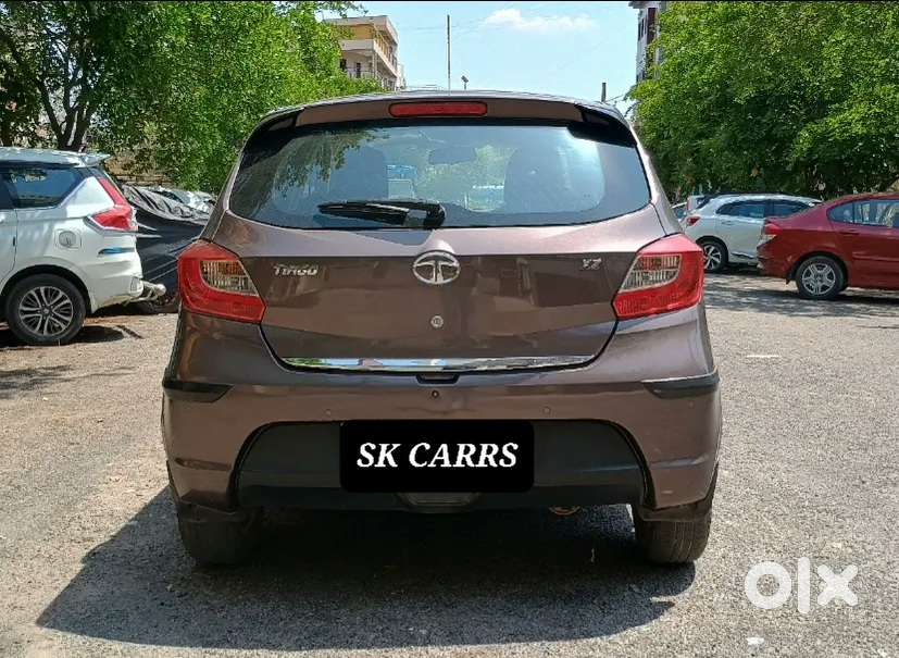 Tata Tiago 1.2 Revotron Xza, 2018, Petrol