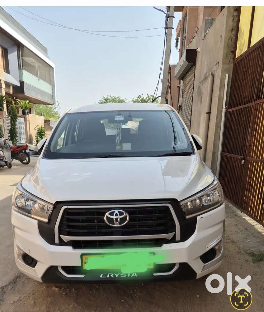 Toyota Innova Crysta Diesel 2025
