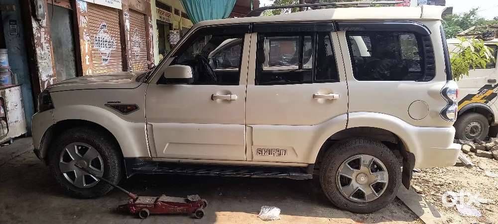 Mahindra Be.09 Diesel Manual 2016