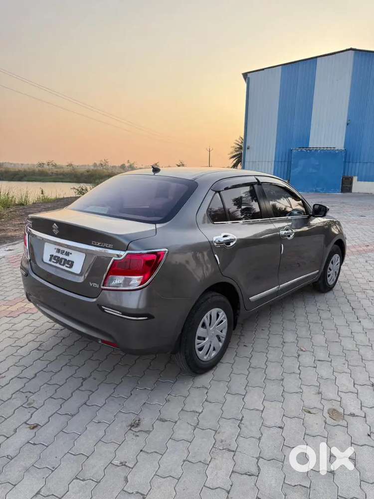 Maruti Suzuki Dzire 2018 Diesel 118000 Km Driven